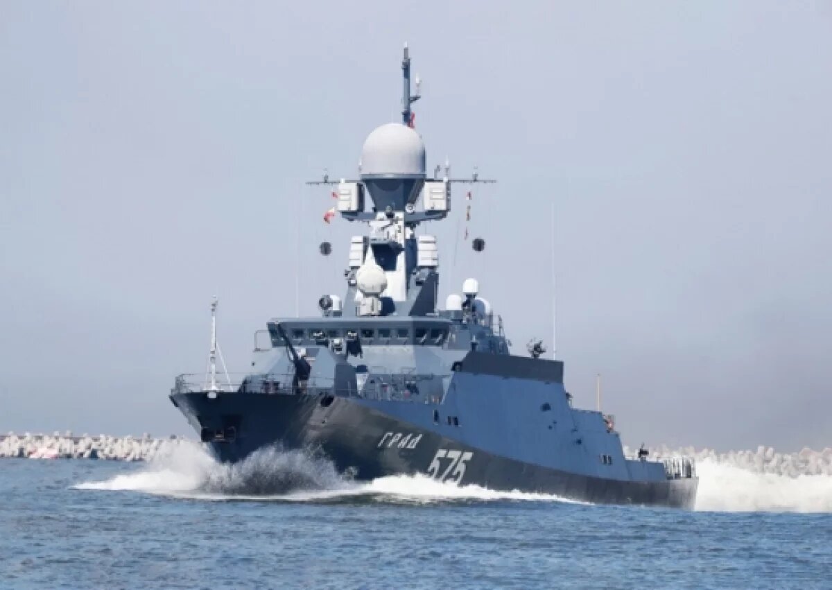    Ракетный корабль Балтфлота уничтожил морские цели крылатыми ракетами