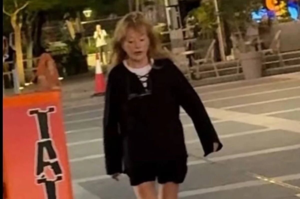    Продюсер Дзюник: Пугачева и Галкин вынуждены экономить за границей