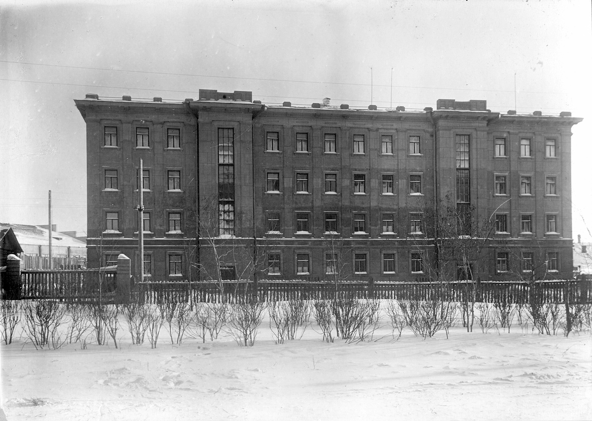 Фото 1940-1942 г.