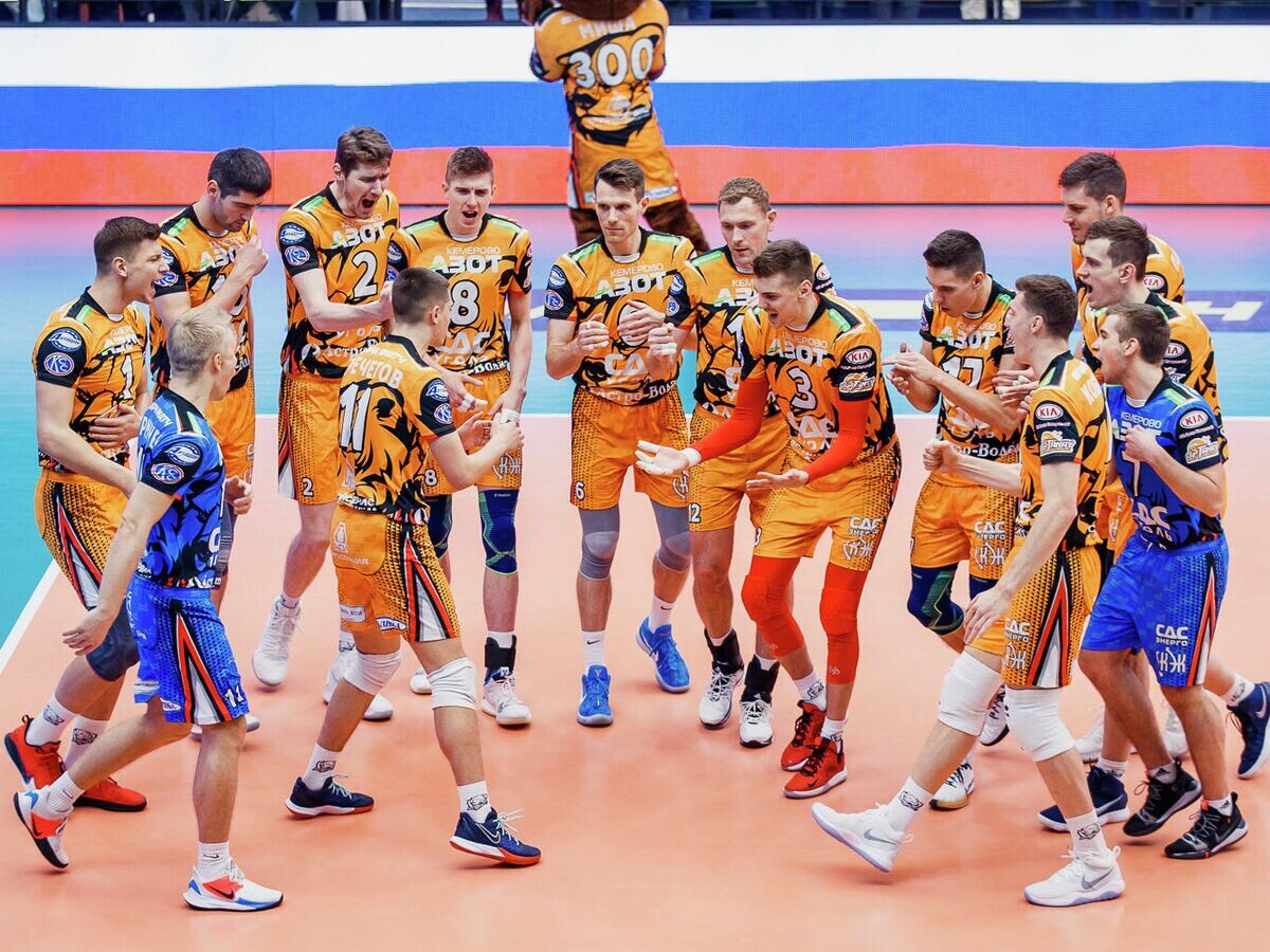    Волейболисты "Кузбасса"© Фото : Официальный сайт ВК "Кузбасс"