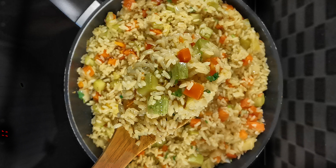 Такой рецепт в пост незаменим, едят даже те, кто без мяса не может. Вкусно, просто, быстро, хоть каждый день готовь