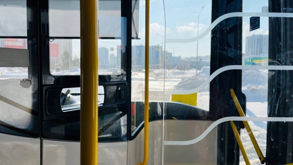    Автобус, общественный транспорт. Источник: "Толк"