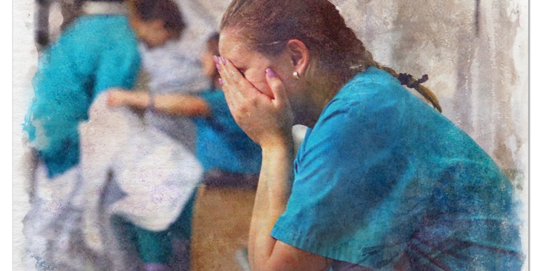 — Мать жениха твоего, Ульяна… — пряча глаза, сказала ей родительница, — тебя много лет назад в роддоме бросила... (1/2)