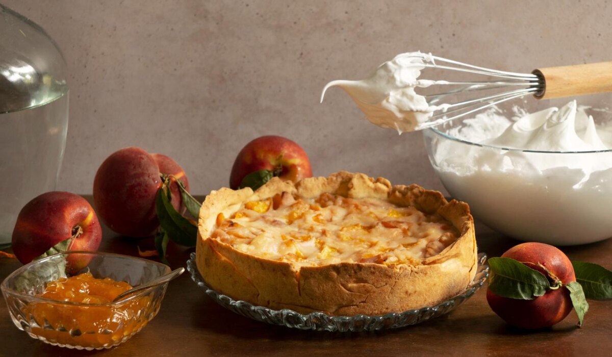     Тренд на ретро-десерты: почему все снова пекут бабушкины пироги?