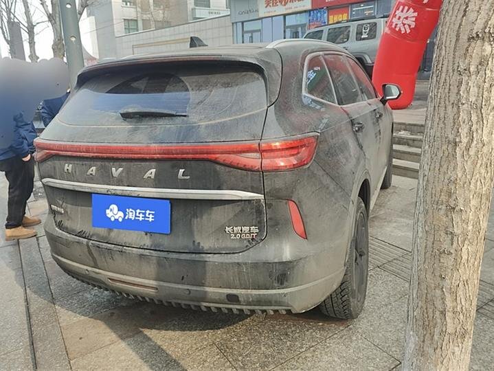 Фото с сайта che168.com. Зачем мыть авто, если решил его продать? Новый хозяин помоет) 