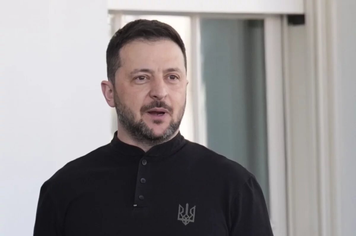    Зеленский отказался признавать факт окружения ВСУ под Курском