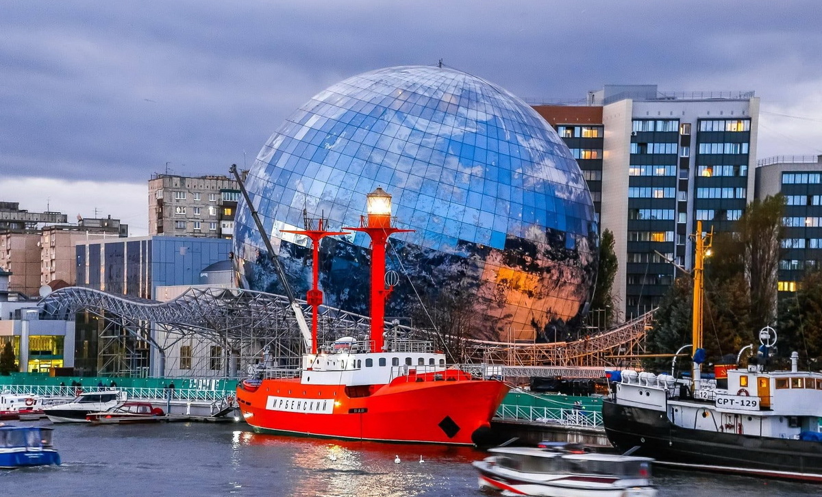 Калининград. Музей Мирового окКалининград. Музей Мирового океана.еана.