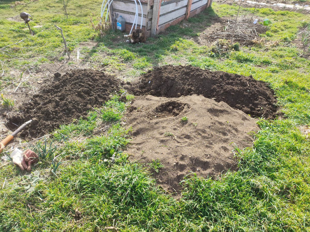 Там кусочек, сям кусочек.... Пока всё неприглядно...
