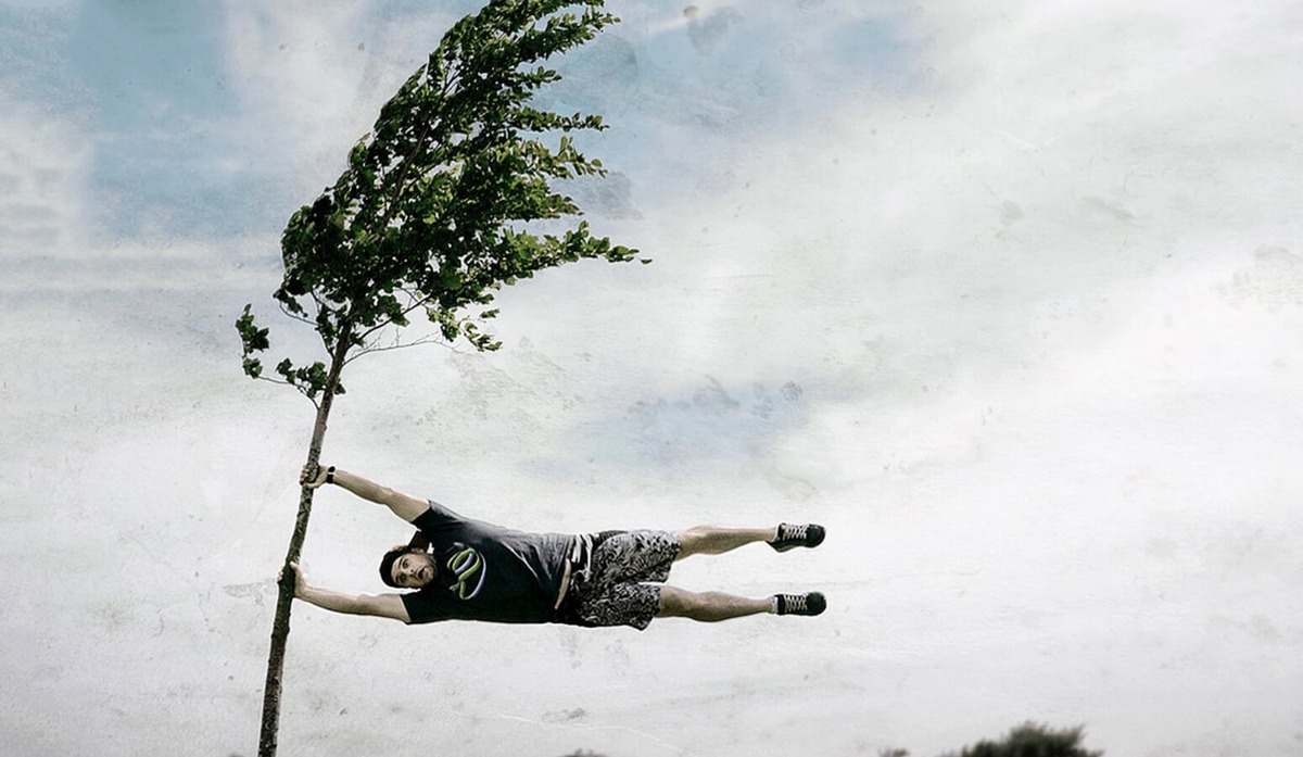    Ветер действительно может поднять человека в воздух, однако он должен быть очень мощным. Источник изображения: Live Science