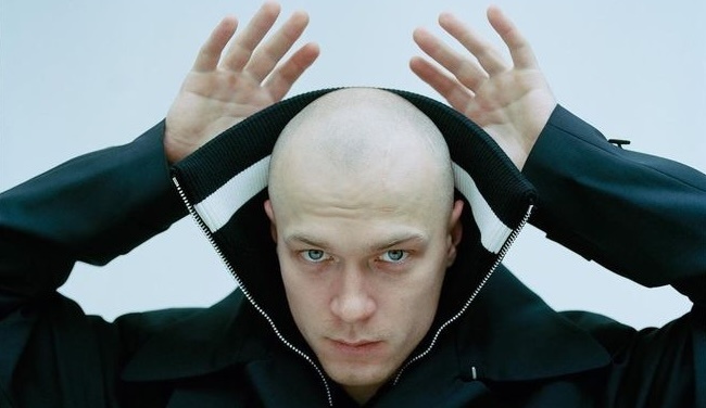 Юра Борисов. Источник: https://www.kino-teatr.ru/lifestyle/news/y2024/10-23/35806/