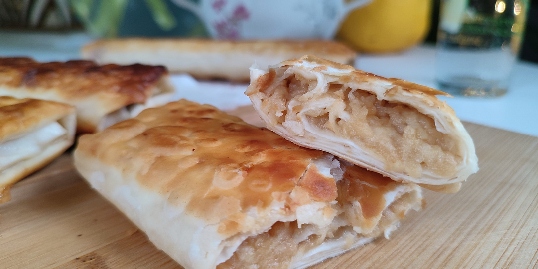 Пирожки из лаваша с яблоками к чаю - в пост и не только. Просто и вкусно.