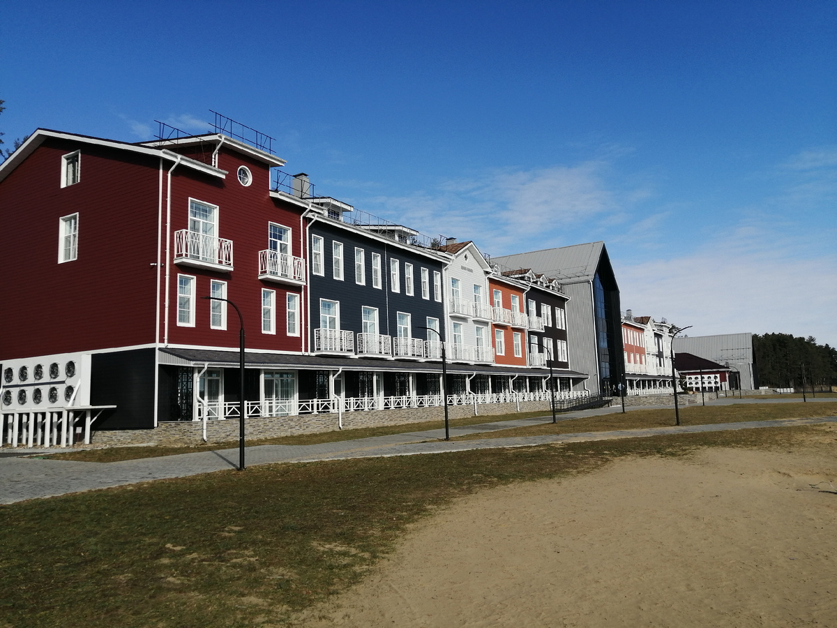 Это главный корпус отеля