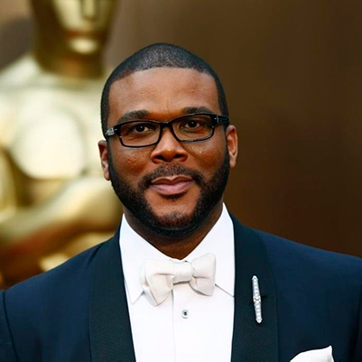 Тайлер Перри (англ. Tyler Perry) — американский актёр, режиссёр, драматург, предприниматель, сценарист, продюсер и писатель. В 2011 году журнал Forbes назвал его самым богатым мужчиной в сфере массовых развлечений. С 2006 года — основатель и владелец собственной киностудии Tyler Perry Studios, на которой выпускает свои фильмы и телевизионные сериалы.