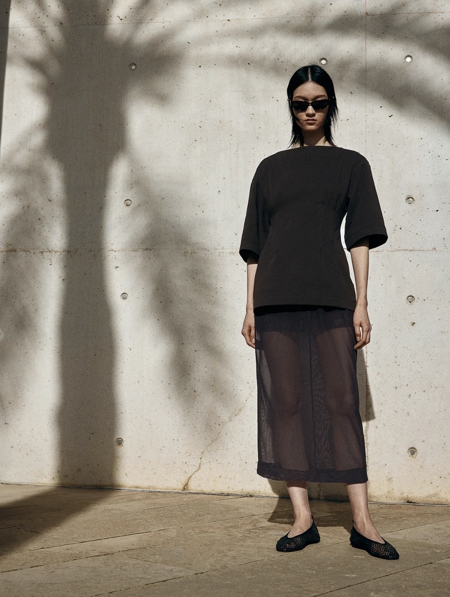 Юбка и топ на модели 