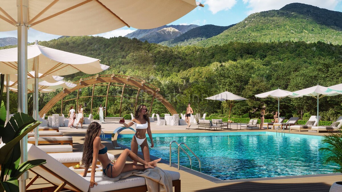 Всесезонный бассейн Sun Peak, Красная Поляна.