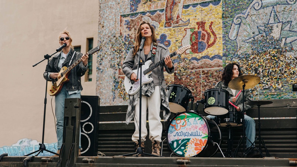 Кадры из сериала "Ландыши. Такая нежная любовь"