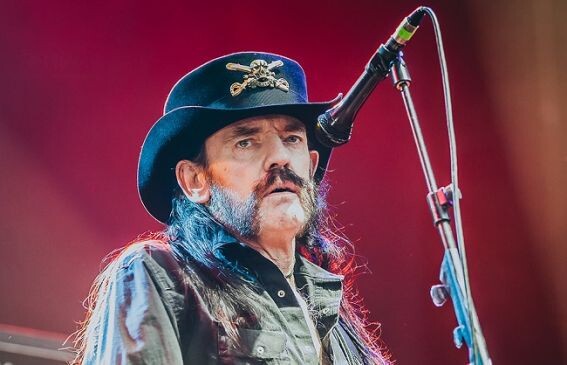 Лемми Килмистер