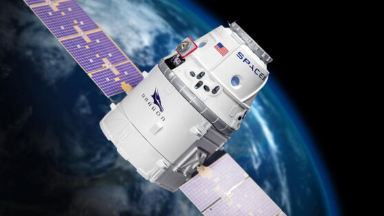    Корабль Crew Dragon пристыковался к МКС ©Коллаж / Shutterstock / Fotodom