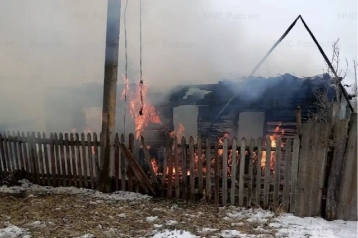    Пожилой мужчина получил травмы на пожаре в Выгоничском районе Брянщины
