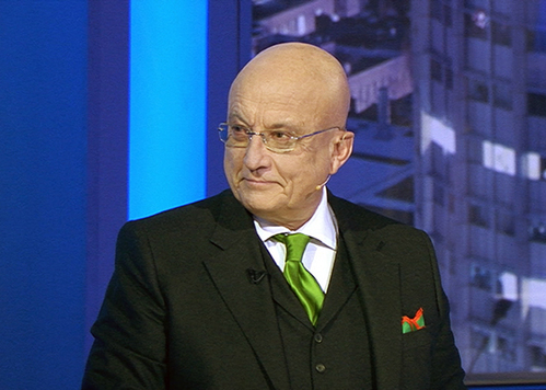 советский и российский политолог и экономист. Доктор исторических наук