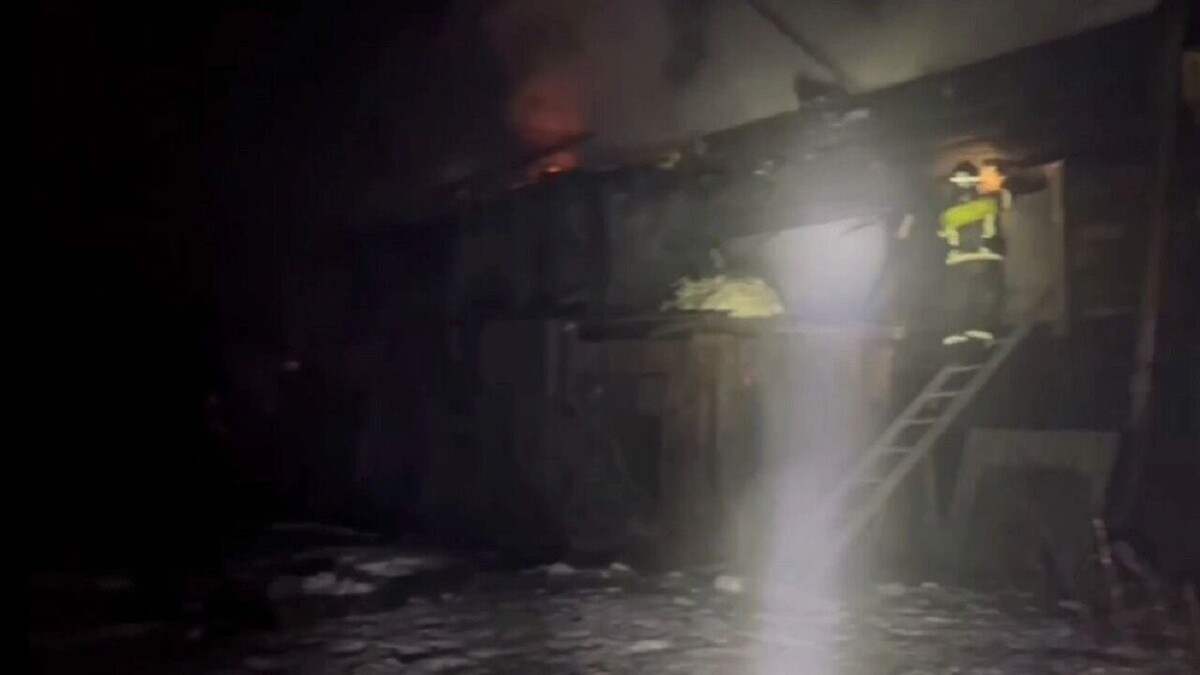     Источник: скриншот видео с vk.com/ГУ МЧС по Удмуртии