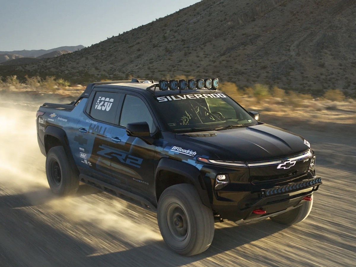    Chevrolet представила электропикап-внедорожник Silverado EV ZR2 [ФОТО]