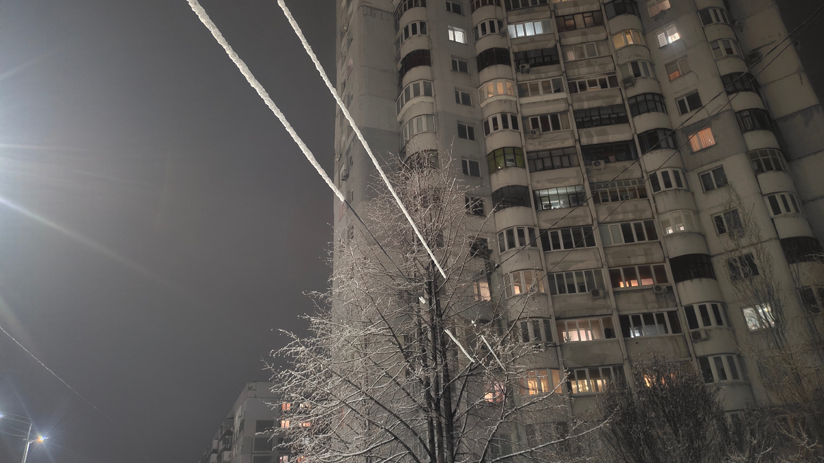 Провода в ледяном кляре.