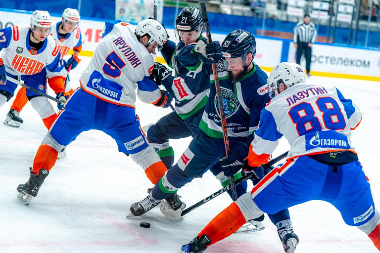    Хоккейный клуб "Югра" вышел в плей-офф Всероссийской хоккейной лиги