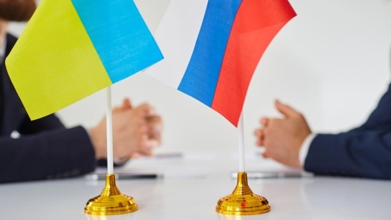    Условия России для перемирия не примут Украина и ЕС – Bloomberg ©Studio Romantic/Shutterstock/Fotodom