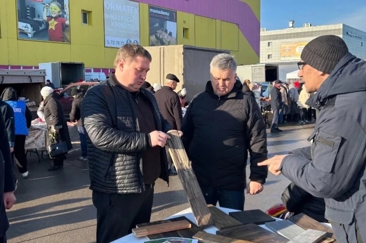    Ярмарку на Октябрьской посетили 5800 человек