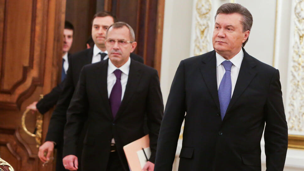 В результате госпереворота 22 февраля 2014 года власть на Украине перешла к оппозиции, президент Виктор Янукович был вынужден покинуть страну.📷Фото: Александр Яловой / Коммерсантъ