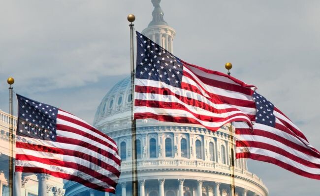    Высылка Трампом мигрантов домой и в Гуантанамо по закону XVIII века приостановлена судом