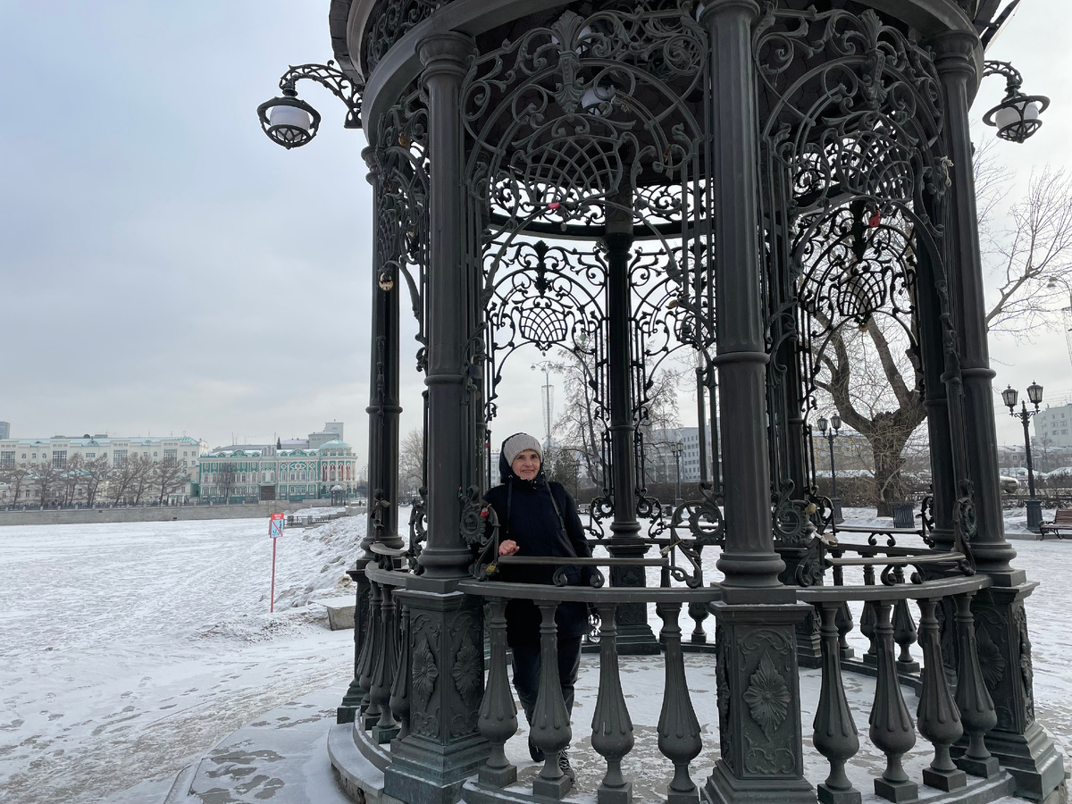 Екатеринбург, ажурная ротонда на Плотинке. Фото из личного архива.