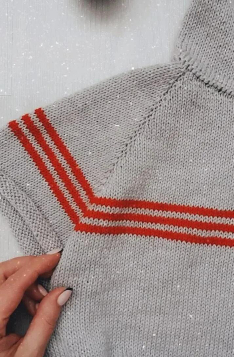 А это регланы сверху, сколько их было связано не сосчитать 