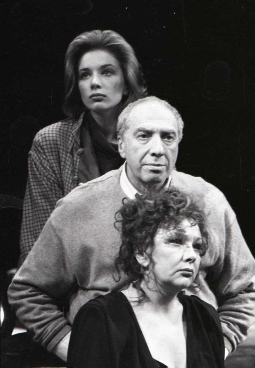 Дарья Юрская, Сергей Юрский и Наталья Тенякова в спектакле «После репетиции», 1996 г.