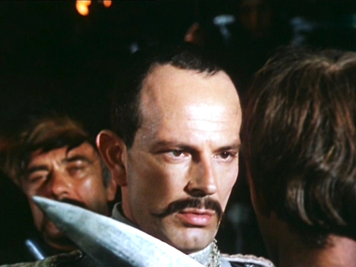 Кадр из к/ф «Черный замок Ольшанский».