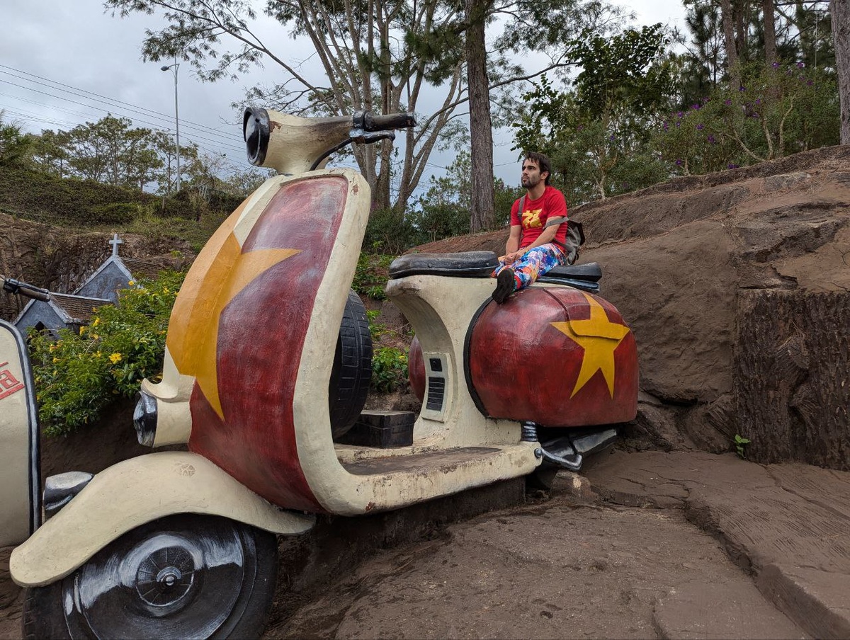 Как съездить на визаран из Вьетнама в Лаос за 13 часов?