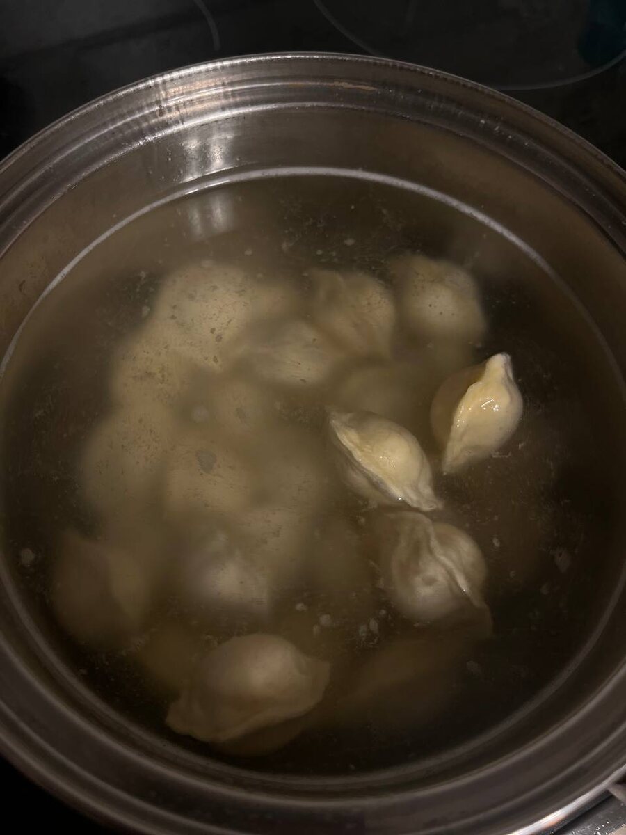 Я люблю тесто пожестче:) поэтому варю не более 5 минут