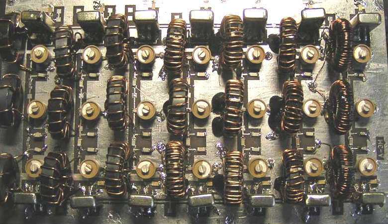 Рис. 2 С сайта https://www.chipmaker.ru/uploads/gallery/monthly_2010_01/gallery_8696_90_70853.jpg