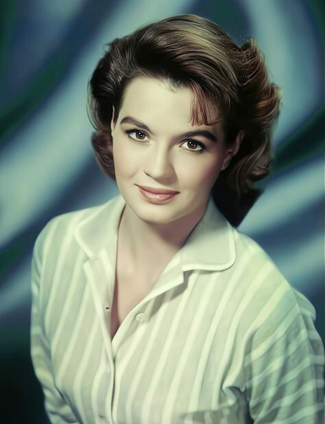 Энджи Дикинсон 1931