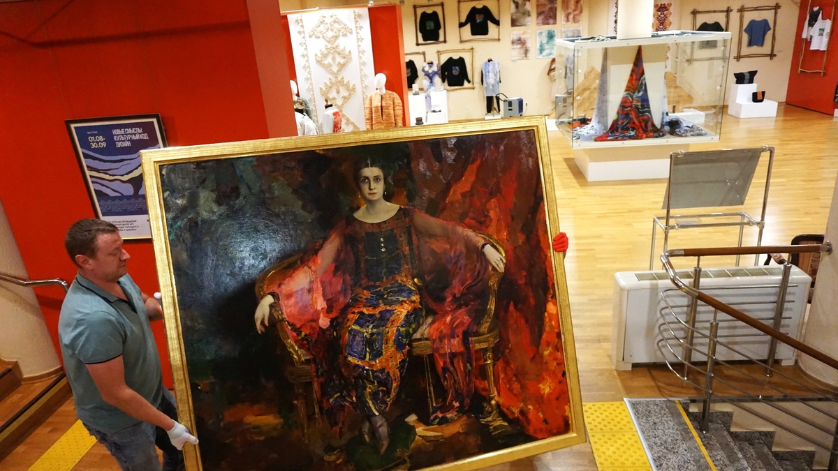    В Югру из Третьяковки вернулись полотна Малявина