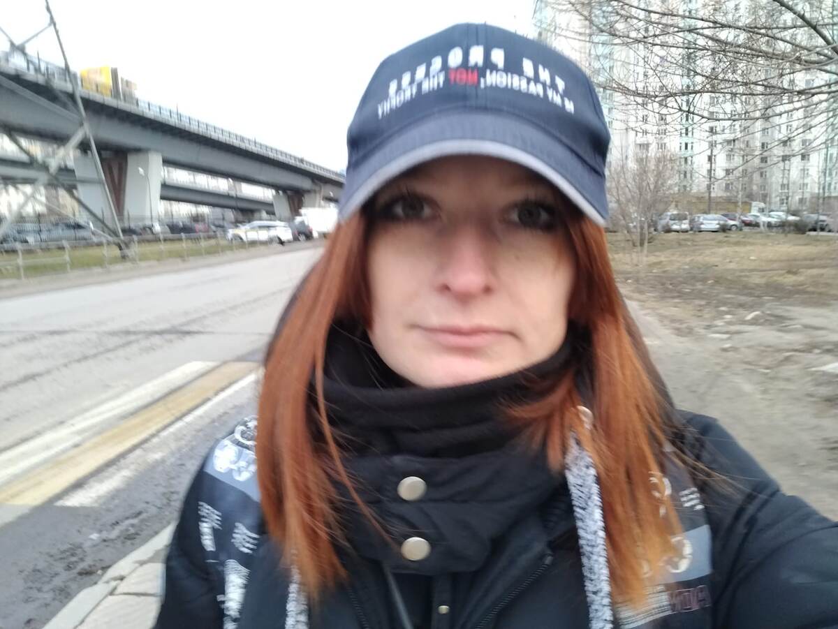 иду утром на работу