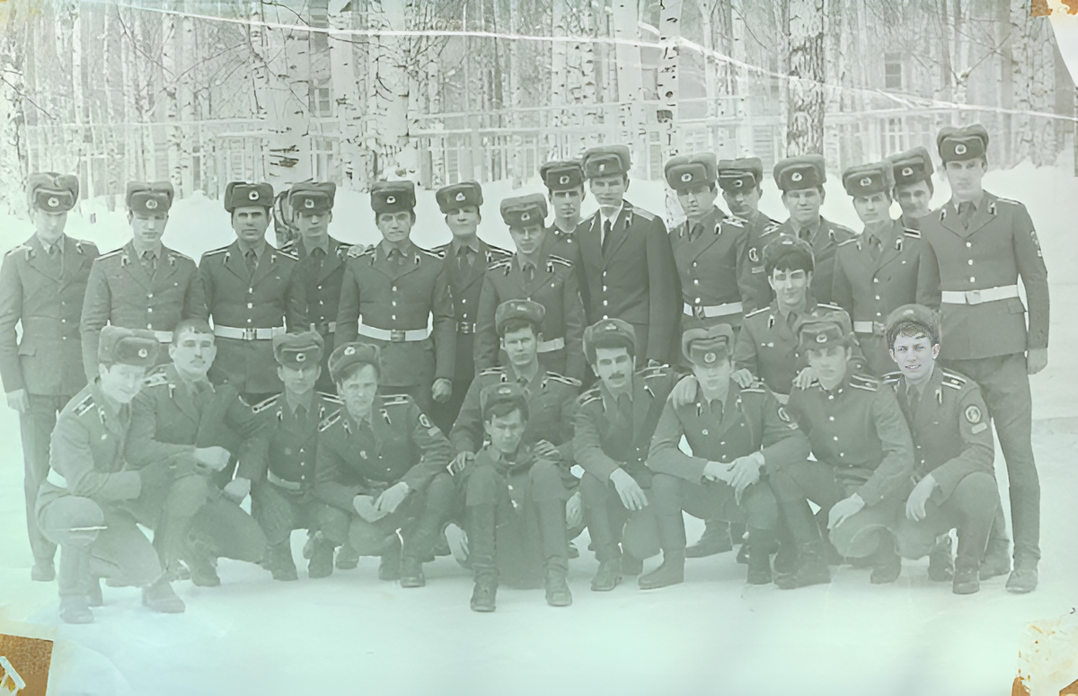 Третий взвод 15 роты пятого батальона - 1981-1985.