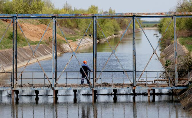 "Дождя опасаться не стоит": Крым (у которого водохранилища осушены на 50%) взбесился от прогноза погоды