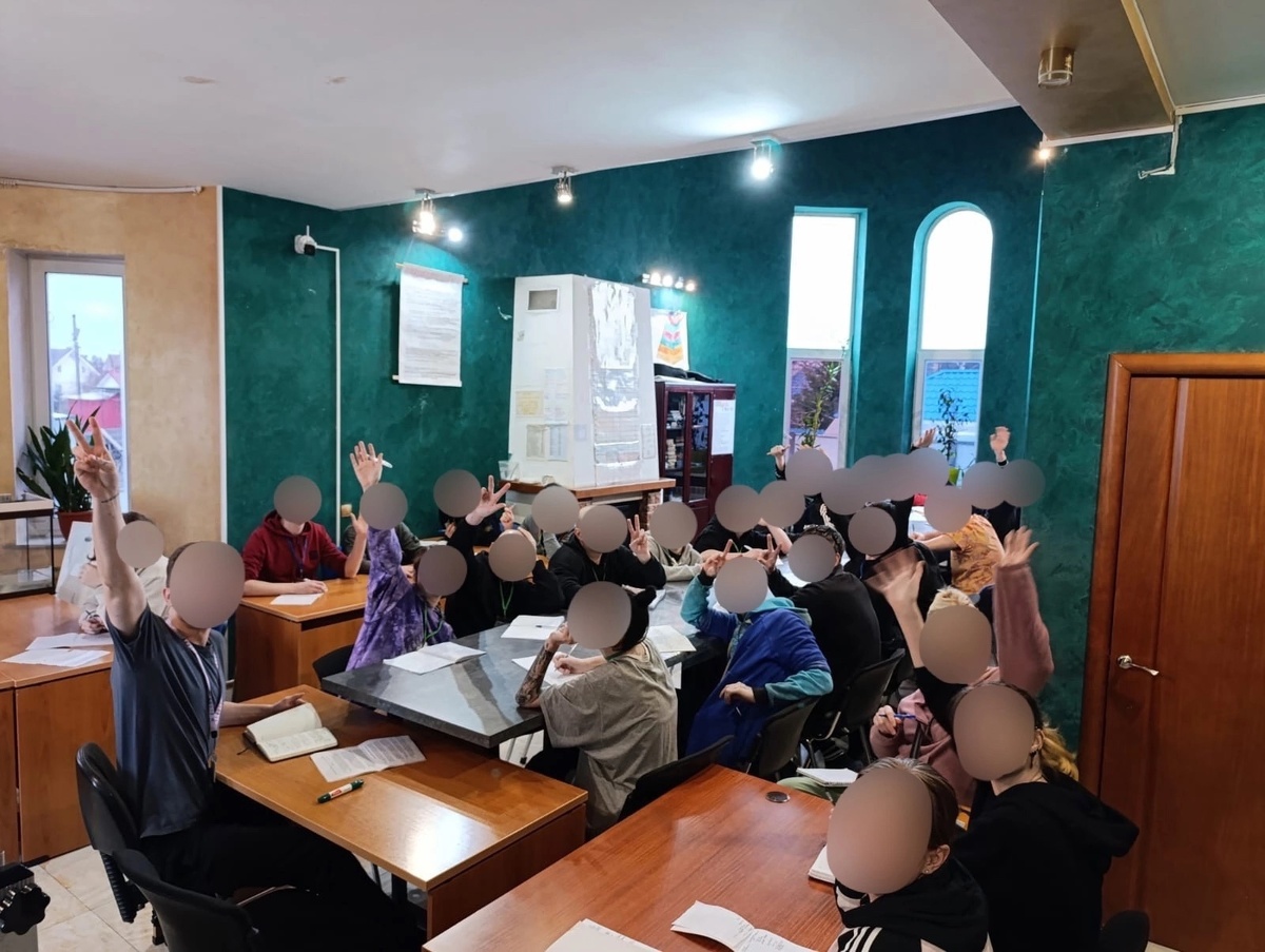 В реабилитационном центре «Верный шаг» в Санкт-Петербурге проведена лекция на тему «Пирамида потребностей Маслоу».