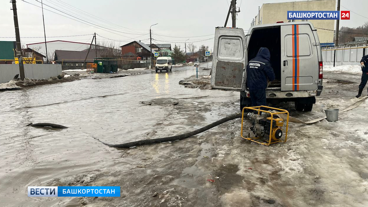    В Уфе за день поступило 43 сообщения в связи с подтоплениями талыми водами