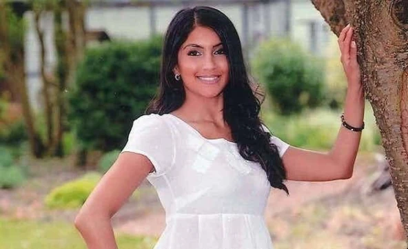 Британка Минди Сангера нанесла беременной жене своего любовника 40 ножевых ранений