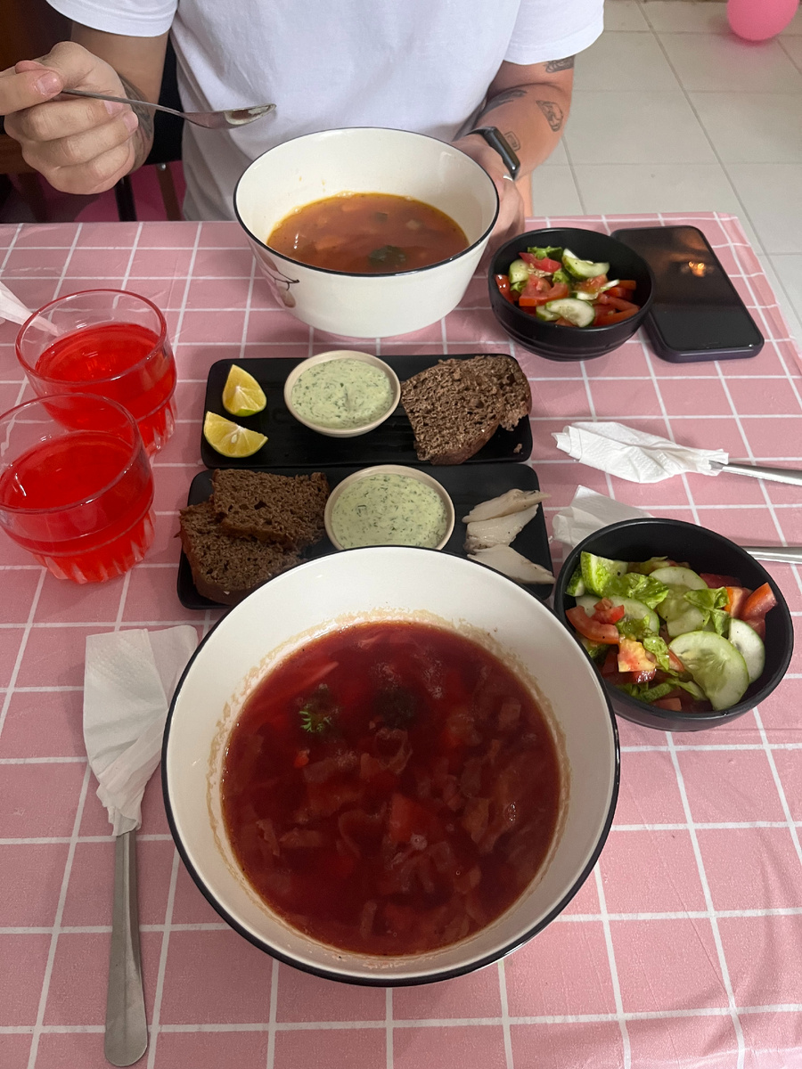 Комбо обед за 80к: Суп, салат, котлета, хлеб, компот