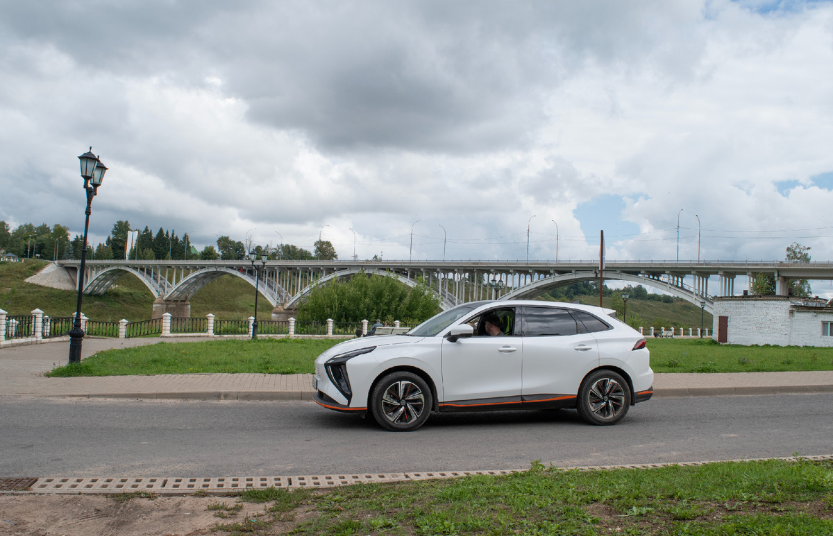 Такое путешествие вполне по силам и автомобилю с электромотором. Кстати, в Старице есть пара зарядок.