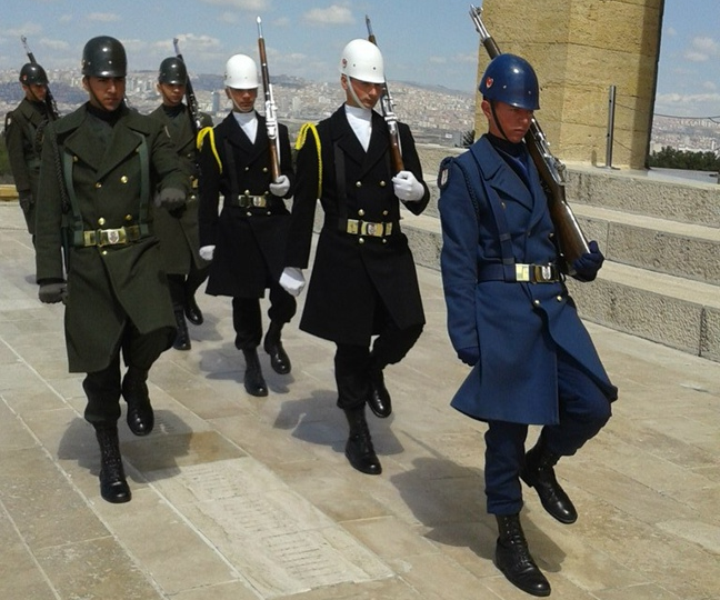 Как Россия спасла Турцию от исчезновения и как она «отблагодарила».